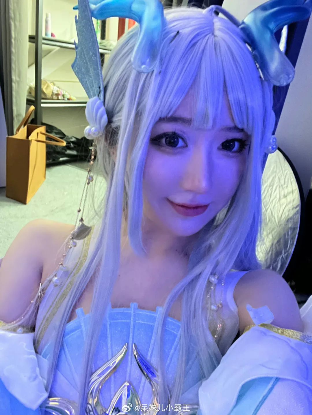 女主播呆妹儿称自己不想结婚，原因竟然是怕被榨干，引发网友热议！